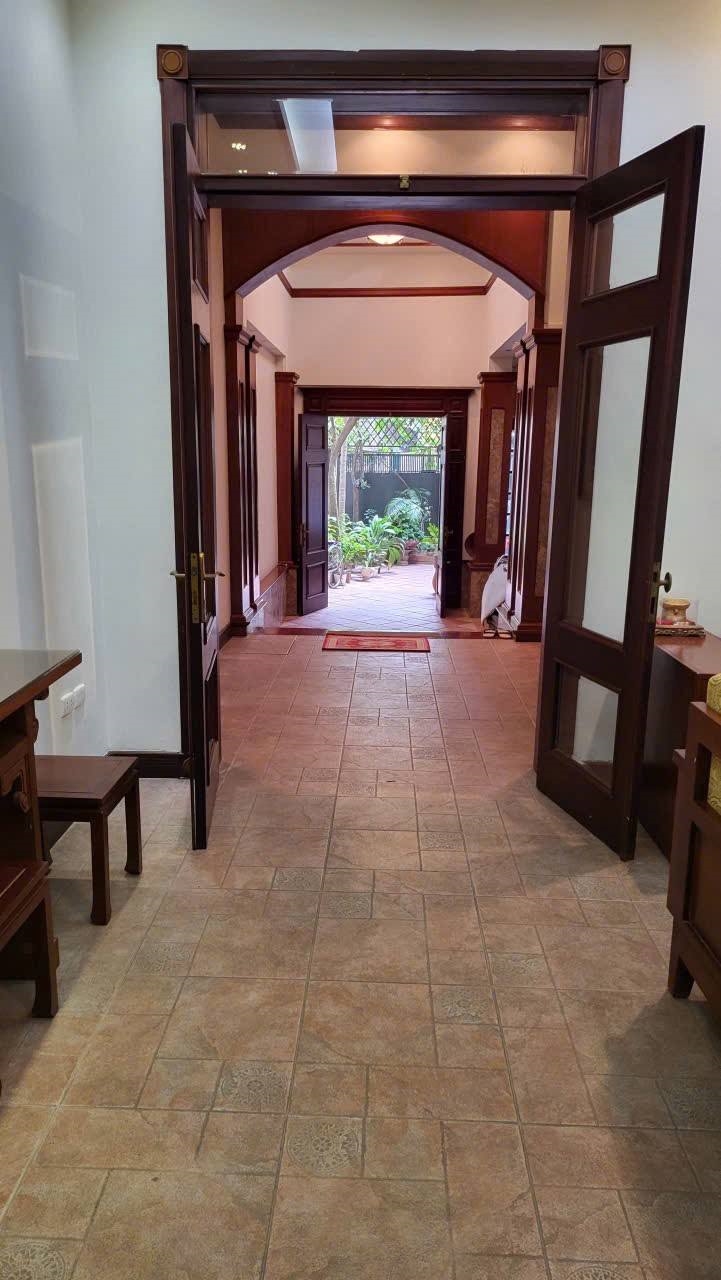 Bán nhà mặt phố Tô Ngọc Vân Tây Hồ 146m² giá 100 tỷ - Đầu tư sinh lời tuyệt vời!