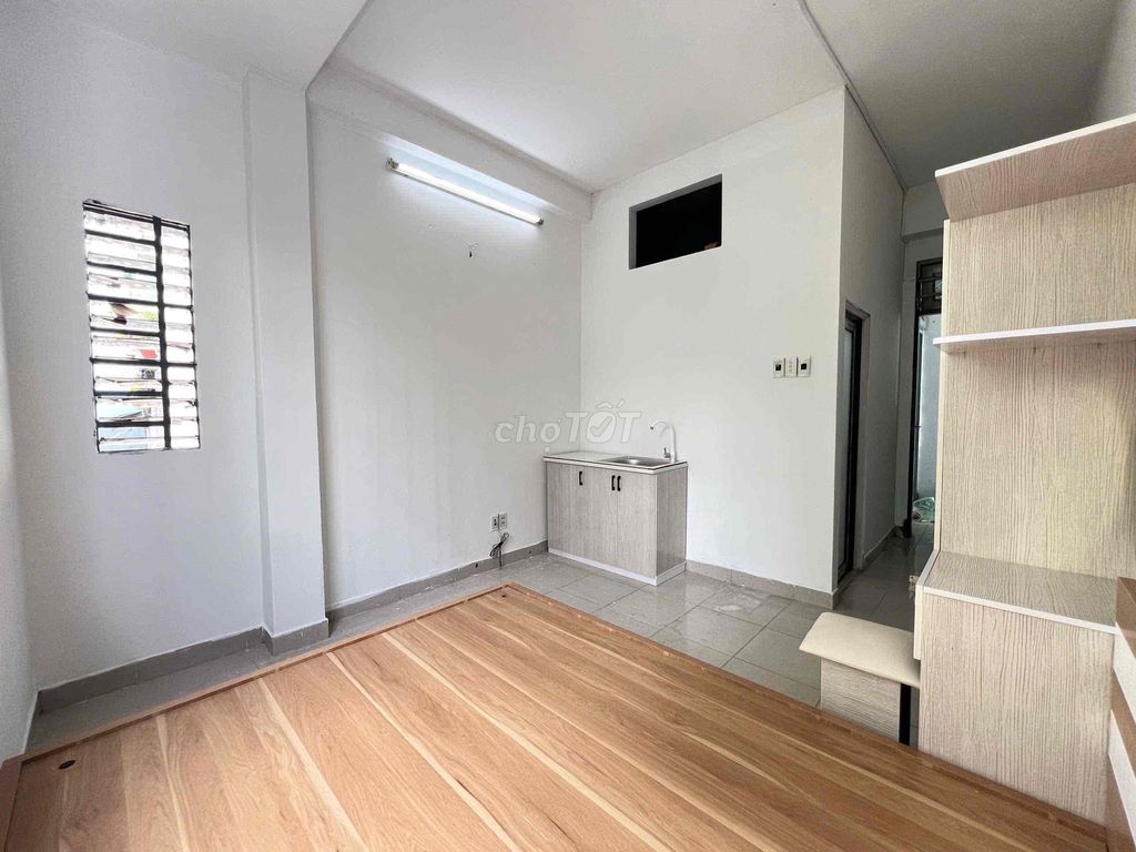 Studio cửa sổ trời 71 Cộng Hoà Tân Bình 15m² giá chỉ 4 triệu - Không chung chủ, full nội thất!