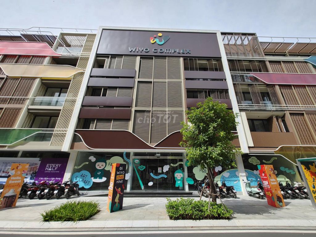 Cho thuê mặt bằng kinh doanh mặt tiền 16m tại Quận 3 - Diện tích 640m², giá 300 triệu