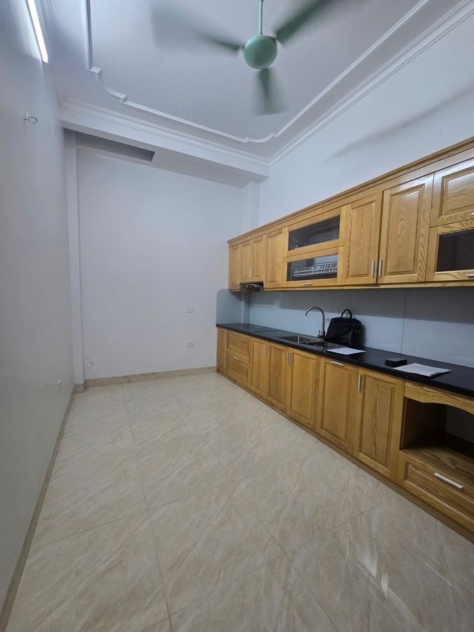 Nhà phố Tô Vĩnh Diện 48m² - 5 tầng, vỉa hè rộng, kinh doanh đỉnh 18.9 tỷ