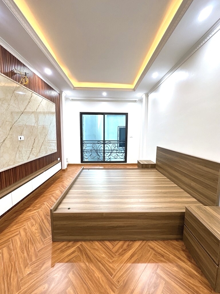 Nhà phố Định Công, quận Hoàng Mai 34m² giá 11 tỷ - Kinh doanh đỉnh cao!