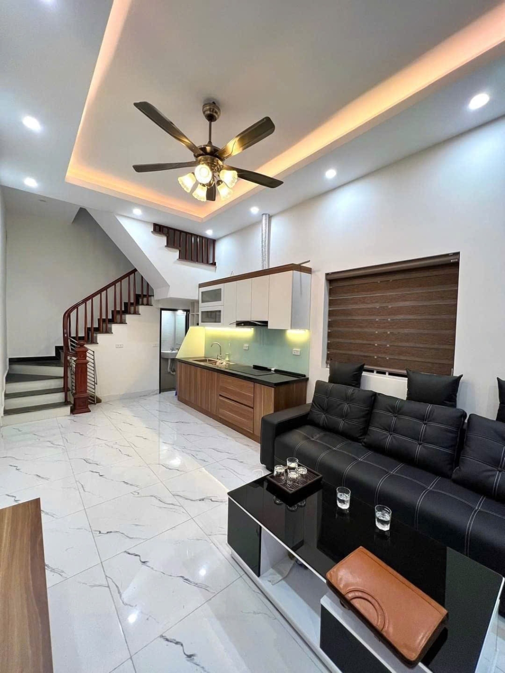 Nhà mới Trương Định, Quận Hai Bà Trưng 35m² giá 8.5 tỷ - Đầy đủ nội thất hiện đại!