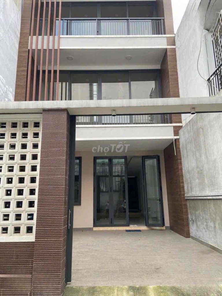 Nhà đẹp 4 tầng 120m² tại Quách Văn Tuấn, Tân Bình - Phù hợp kinh doanh và ở lâu dài!