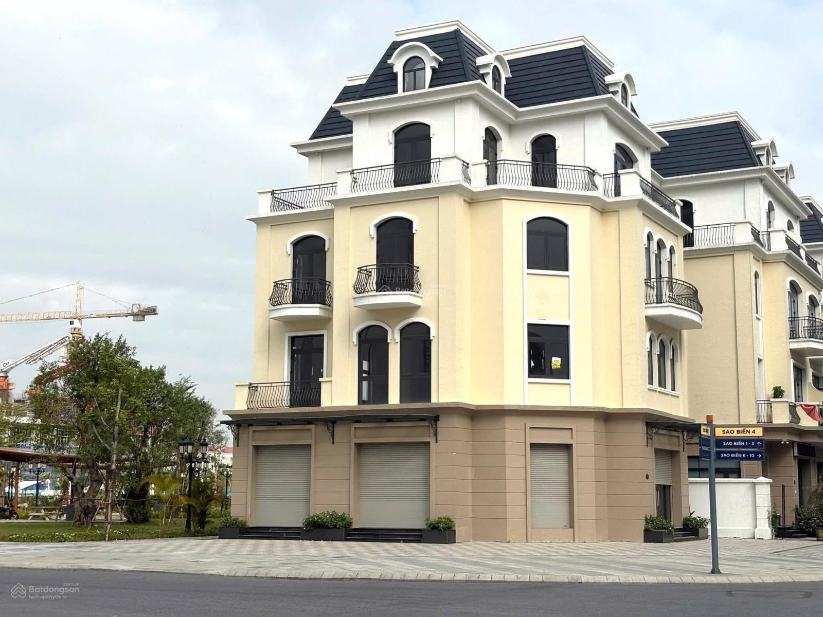 Biệt thự đơn lập góc Vinhome OCP2 378m² giá 81 tỷ - Kinh doanh thuận lợi, vị trí đắc địa!