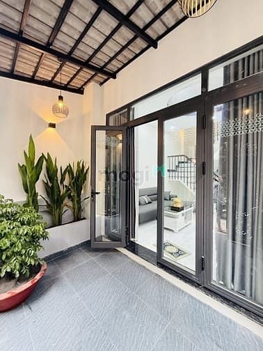 Nhà phố Chế Lan Viên, Q. Tân Phú 56m² giá 5.8 tỷ - Full nội thất cao cấp, dọn vào ở ngay!