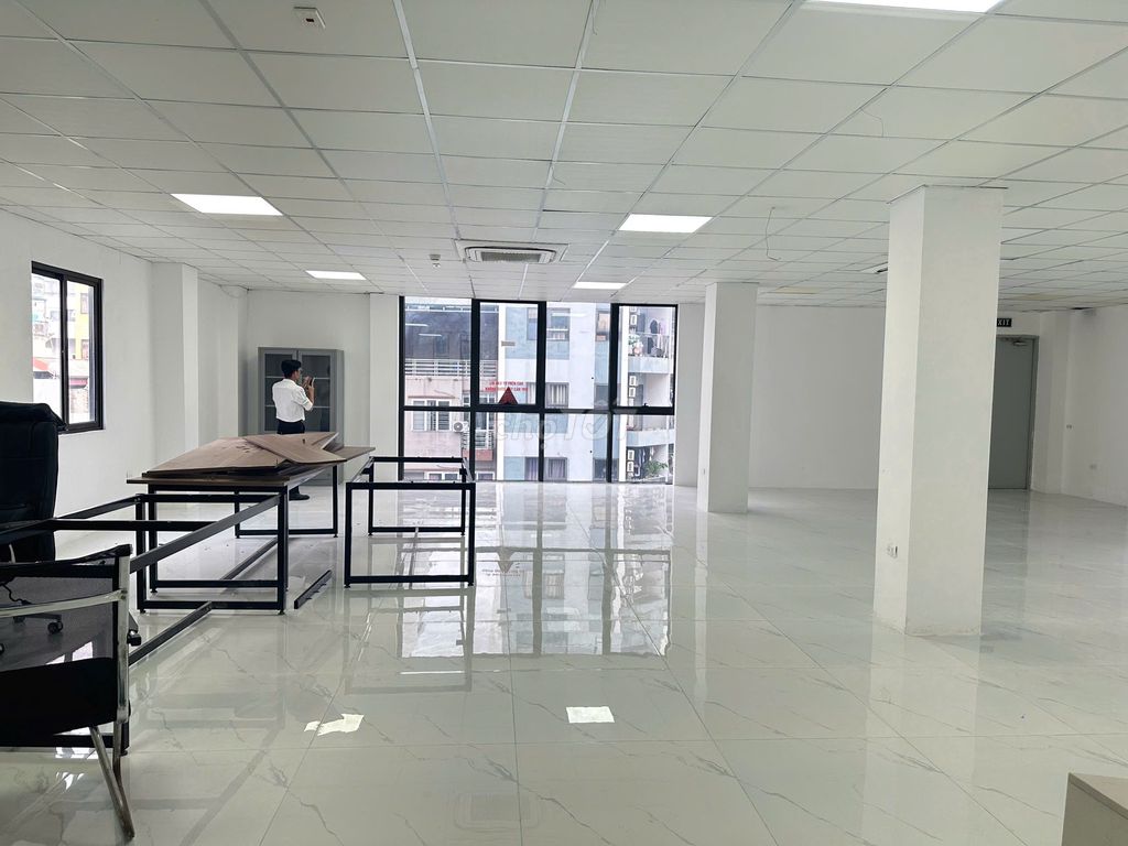 Văn phòng cho thuê P301 tòa 66B Triều Khúc, Thanh Xuân 150m² - Trống sẵn, giá tốt!