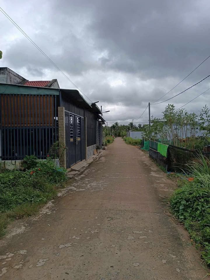 Đất thổ cư Phú Khương 130m² giá 1.1 tỷ - Mặt tiền hẻm ô tô rộng rãi!