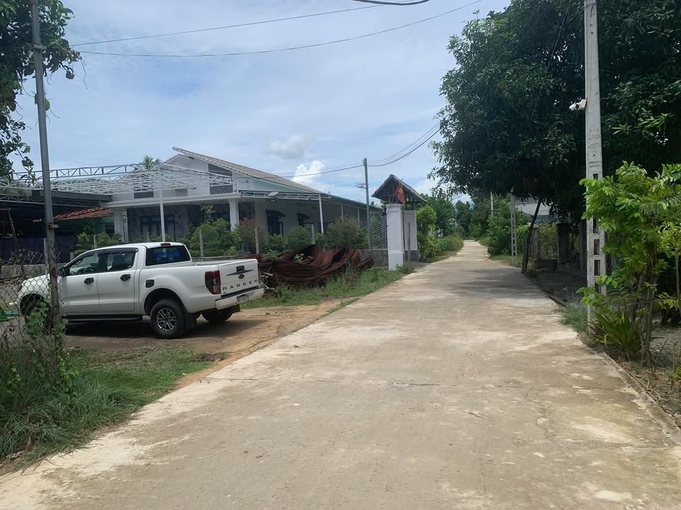 Đất thổ cư Cam Phúc Bắc Cam Ranh 250m² giá chỉ 1.35 tỷ - Sổ đỏ chính chủ!