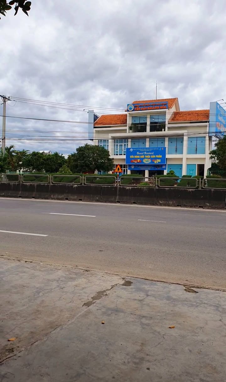 Đất mặt tiền Quốc lộ 1A, Suối Hiệp, Diên Khánh 444m² giá chỉ 6.5 tỷ - Cơ hội đầu tư hấp dẫn!