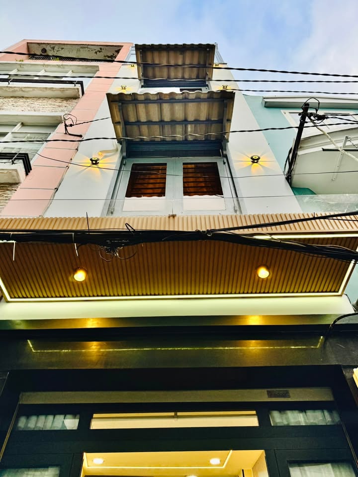 Mini House 3 PN đường Phùng Văn Cung, Phú Nhuận 15m² giá 4.6 tỷ - Gần Phố Ẩm Thực!