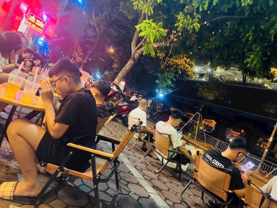 Quán Cafe Hát Cho Nhau Tại Giáp Nhất, Thanh Xuân, 75m² - Cơ Hội Kinh Doanh Lợi Nhuận Cao!