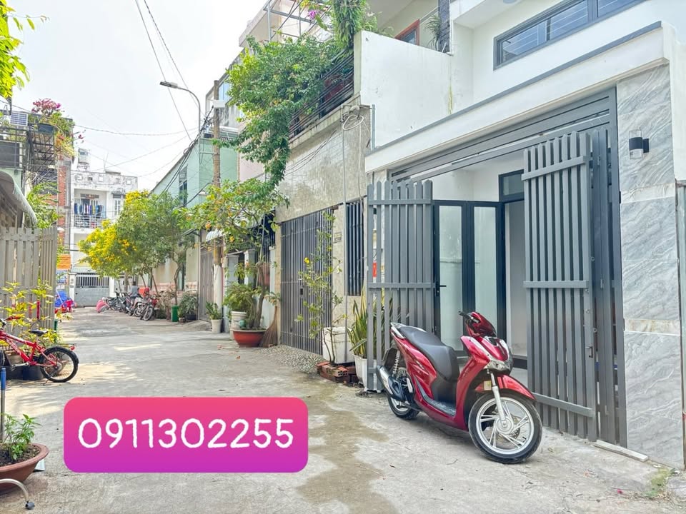 Nhà 2 tầng đường Lê Văn Việt, 54m² giá 5 tỷ - Sẵn sàng vào ở ngay!