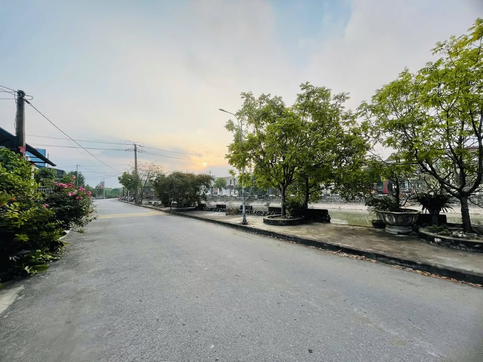 Đất và nhà 2 tầng tại Xuân Thành 300m² - Vị trí view sông tuyệt đẹp!