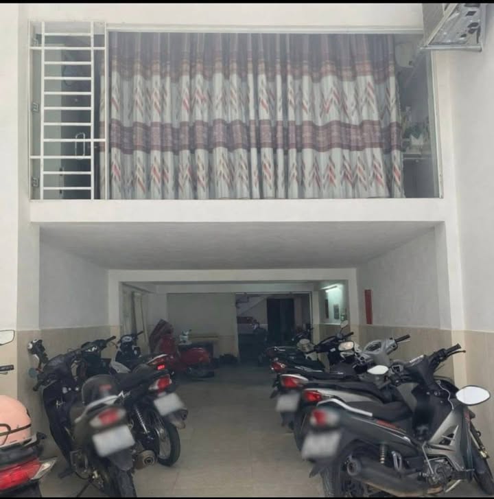 Nhà 4 Tầng Trung Tâm Hải Châu 107m² giá 8.2 tỷ - Đầu tư sinh lời ổn định!