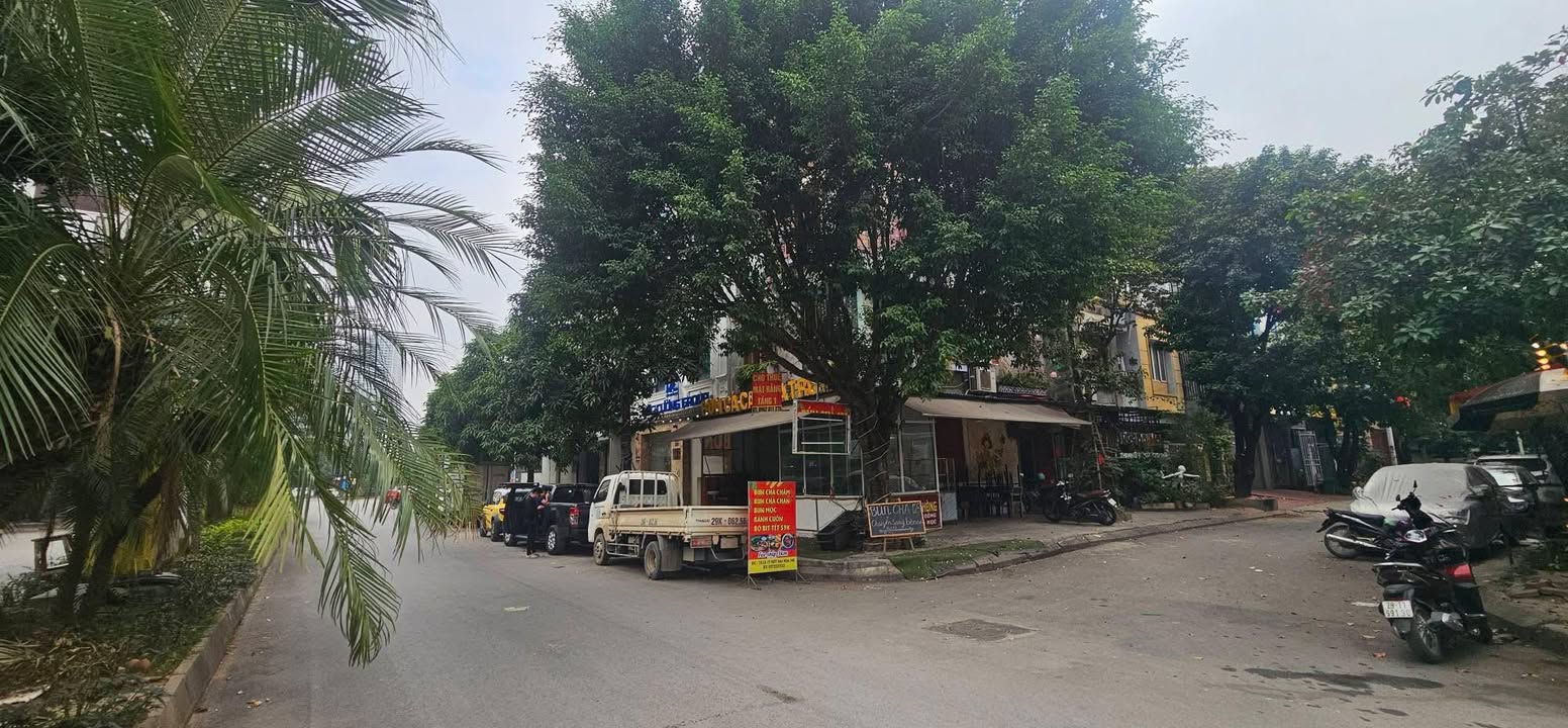 Shophouse KĐT Văn Khê 100m² giá 30 tỷ - Vị trí kinh doanh đỉnh cao!