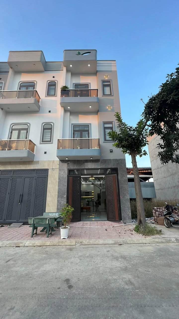 Nhà đẹp 76.5m² tại An Phú, Thuận An - Hướng Nam, Giá 5 tỷ thương lượng!