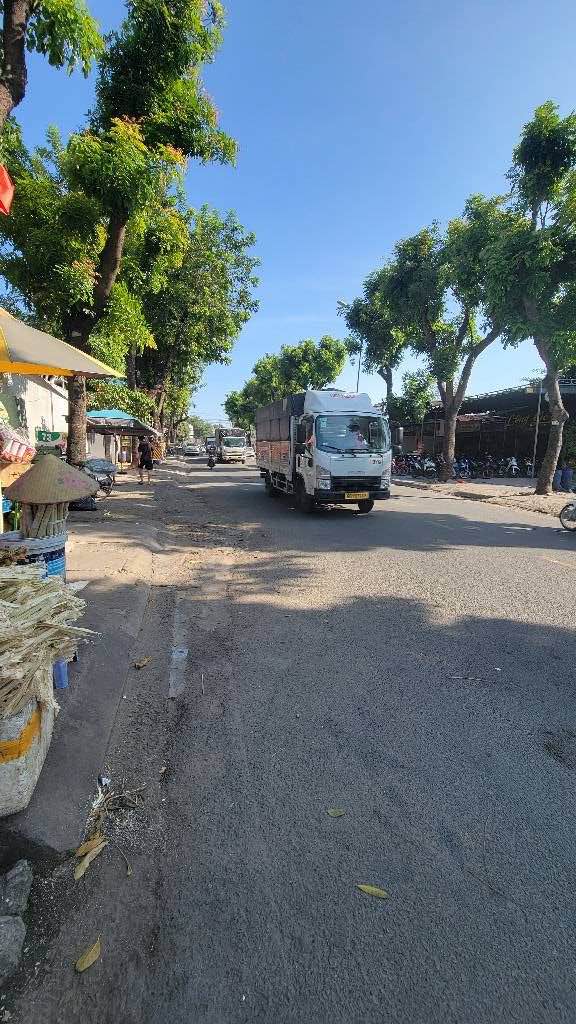 Mặt tiền đường Ngô Chí Quốc Thủ Đức 382m² giá 33 tỷ - Cơ hội đầu tư sinh lời!