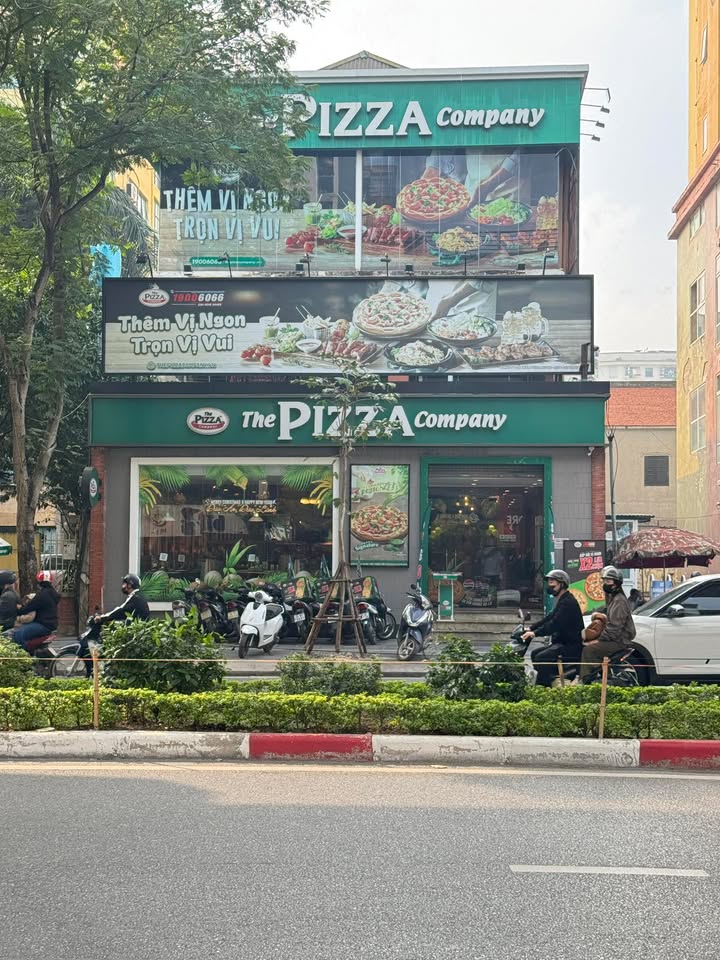 Cho thuê mặt bằng kinh doanh đường Lê Văn Lương, quận Thanh Xuân 230m² giá 80 triệu - Vị trí đắc địa, đông đúc!