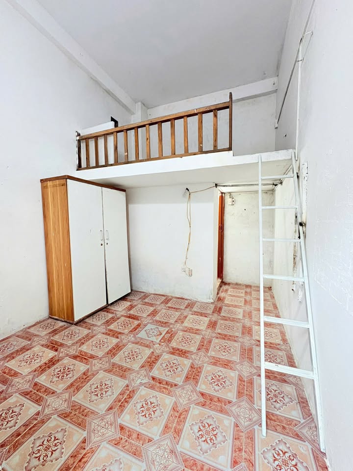 Phòng cho thuê tại 562 Trần Cung, Cổ Nhuế 1 - Giá 2.2 triệu/tháng, tiện nghi đầy đủ!