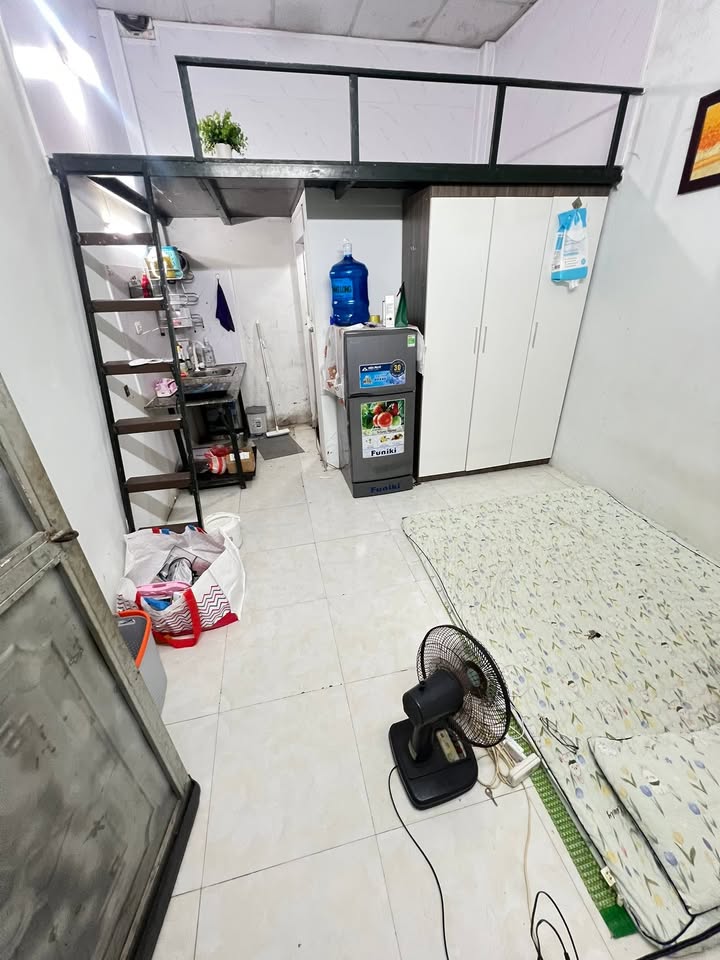 Phòng trọ giá rẻ tại Cổ Nhuế, 3 triệu - Sẵn sàng vào ở ngay!