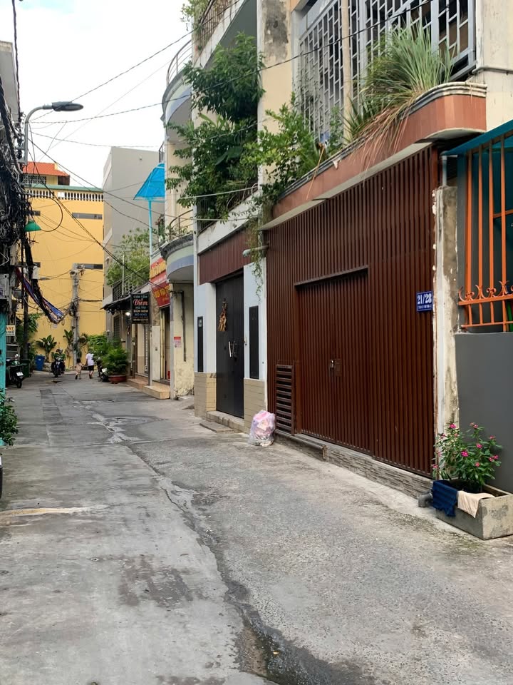 Nhà phố Lý Phục Man, Quận 7, 85.1m² giá 7.4 tỷ - Thiết kế hiện đại, sổ hồng riêng!