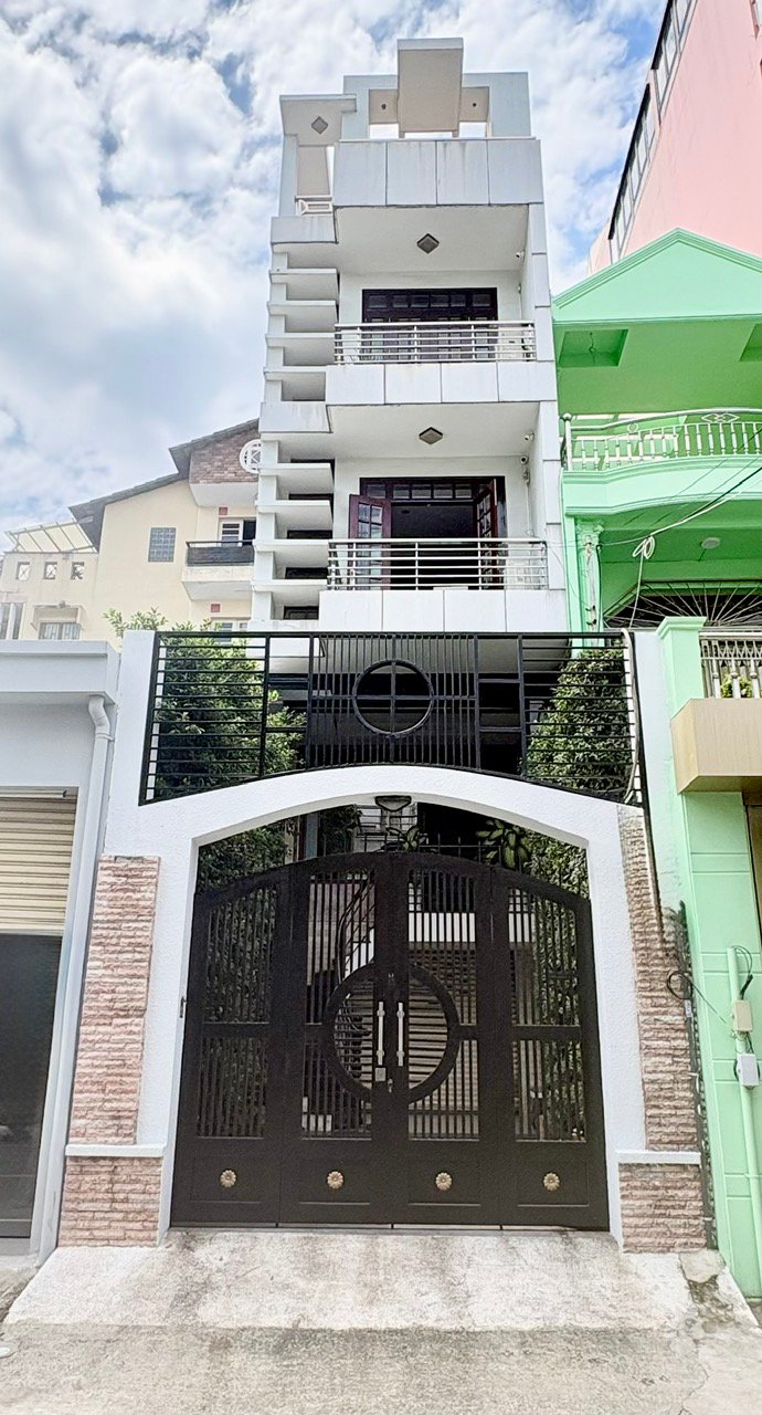 Nhà nguyên căn đường Sư Vạn Hạnh, P.12, Q.10, 90m², giá 20 triệu - Không thể bỏ lỡ!