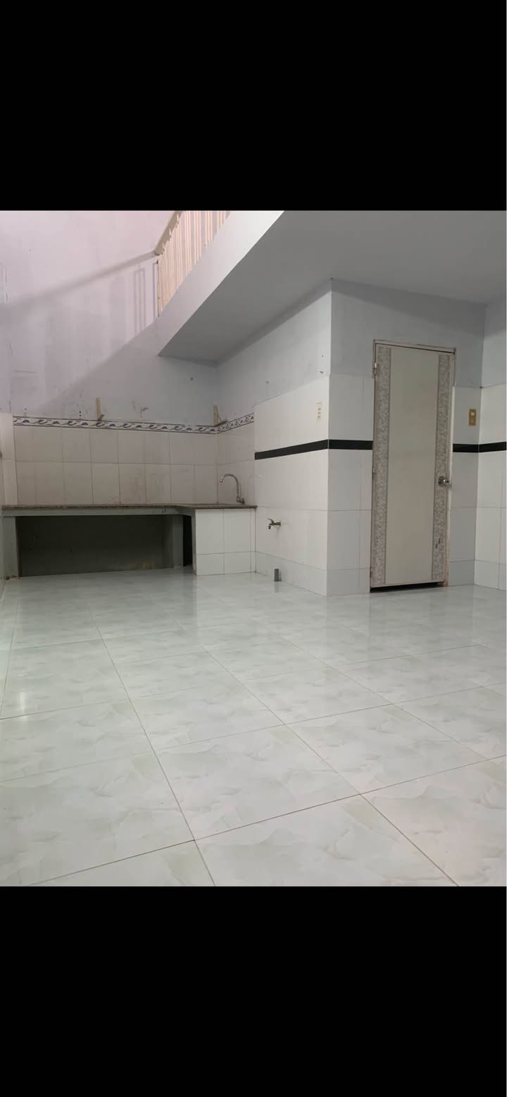 Phòng cho thuê tại 16/30 Võ Văn Dũng, Phan Thiết - Rộng rãi, thoáng mát chỉ 1.3 triệu!