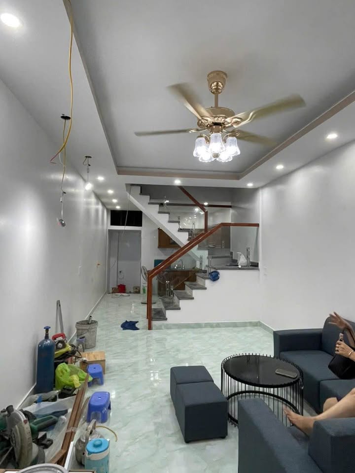 Nhà độc lập đường Lê Lợi, Ngô Quyền 42m² giá 2.29 tỷ - Hướng Đông, gần chợ Lương Văn Can!