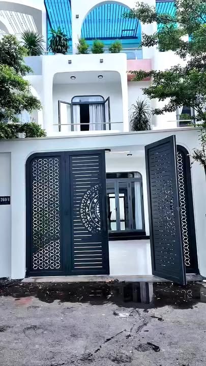 Nhà 2 Lầu 1 Trệt 135m² tại Long Thành, Đồng Nai - Giá chỉ 5.6 tỷ, nội thất đầy đủ!