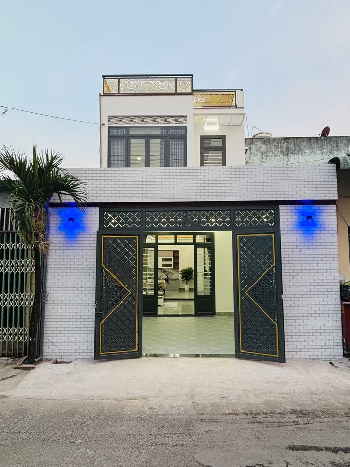 Nhà bán tại An Phú, Bình Dương 93m² giá 4.1 tỷ - Vị trí đẹp, thương lượng ngay!