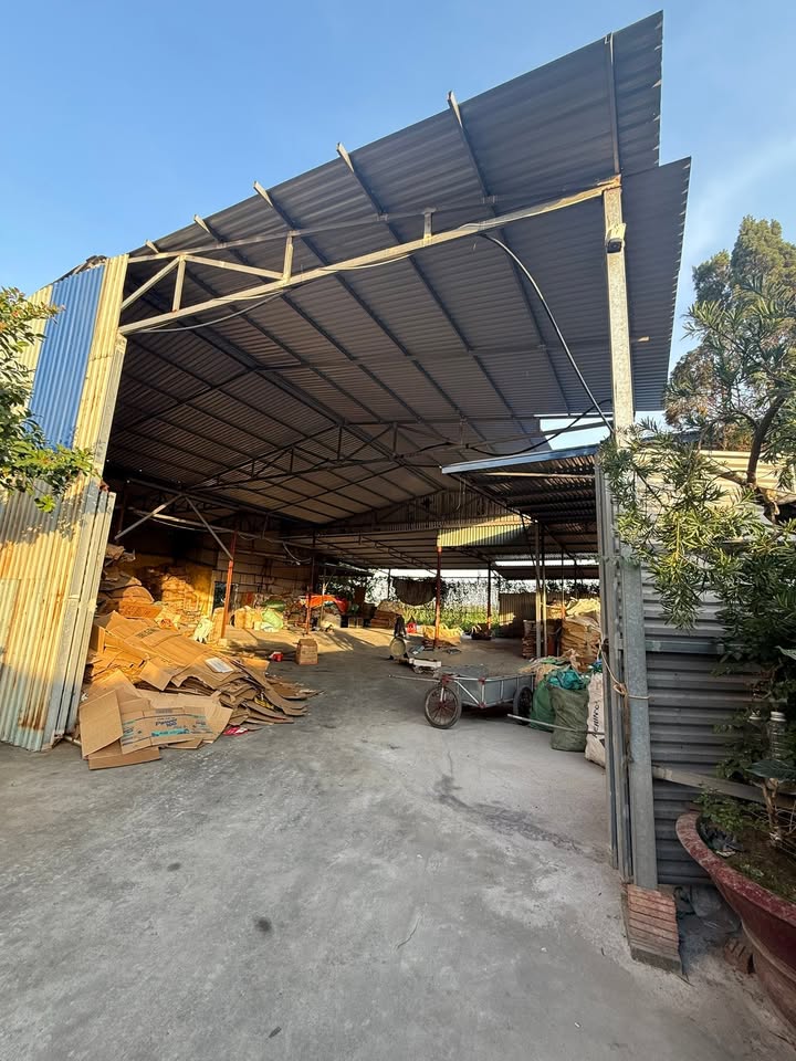 Cho thuê xưởng 500m² tại Tràng Minh, Kiến An - Đường vào rộng, xe 10 tấn ra vào thoải mái!