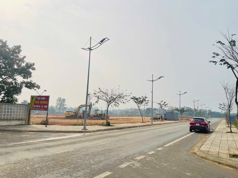 Đất nền Hương Nộn, Tam Nông 120m² giá 1.7 tỷ - Khu vực kinh doanh sầm uất!