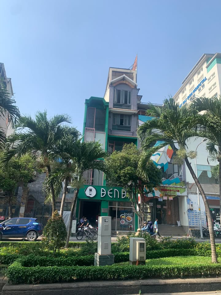 Cho thuê FrontHouse 60m² tại Phan Xích Long, Phú Nhuận - Giá chỉ 100 triệu/tháng!