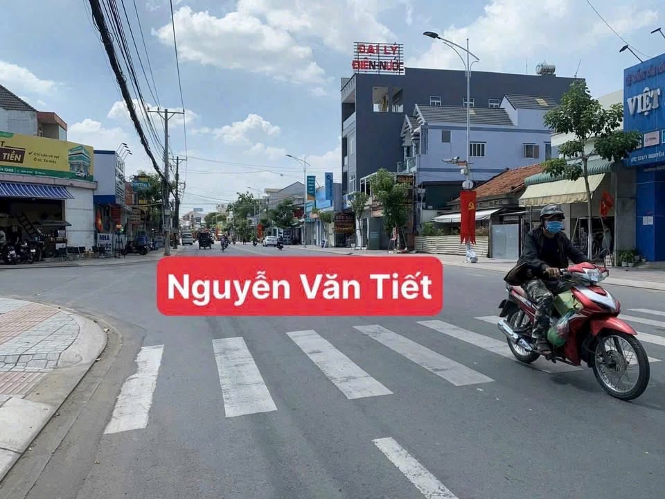 Đất thổ cư Lái Thiêu 200m² giá 6 tỷ - Mặt tiền đường lớn, đầu tư sinh lời!