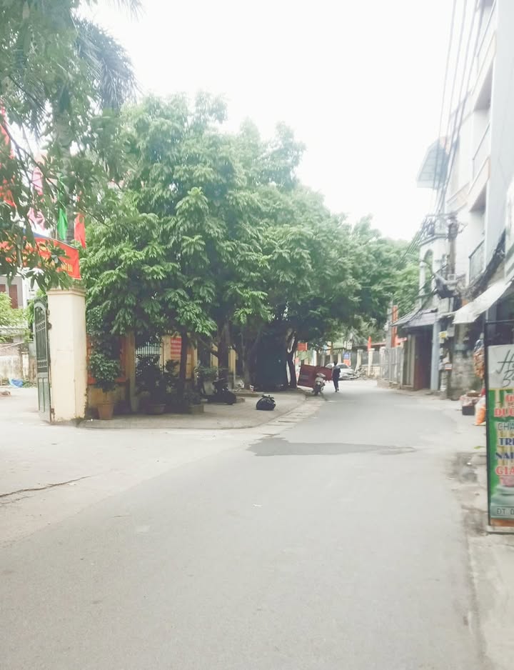 Nhà 4 tầng Ngọc Hồi 66m² giá 8 tỷ - Gần trường học và chợ