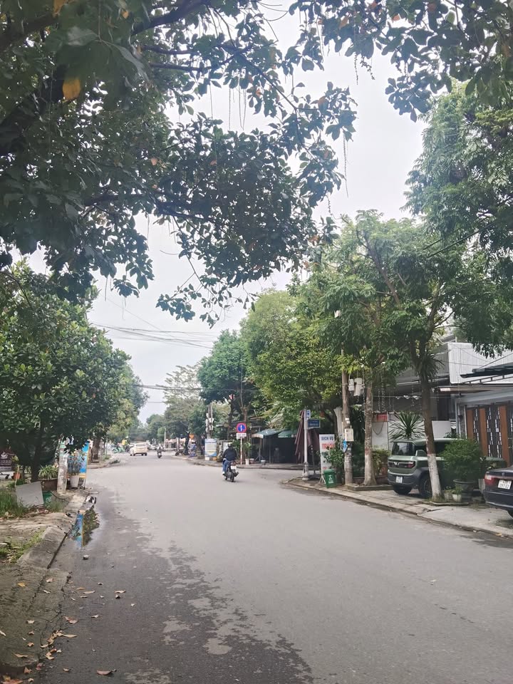 Đất tặng nhà C4 quận Cẩm Lệ 111.5m² giá 8.09 tỷ - Dòng tiền ổn định 10 triệu/tháng!