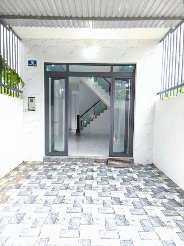 Nhà 1 trệt 1 lầu Rạch Giá 80m² giá 2 tỷ - Gần chợ 30/4 chỉ 200m!