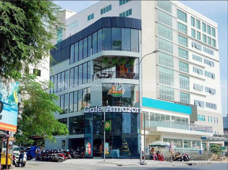 Cho thuê góc 2 mặt tiền Sư Vạn Hạnh Q10 - Diện tích 90m², Giá thỏa thuận!