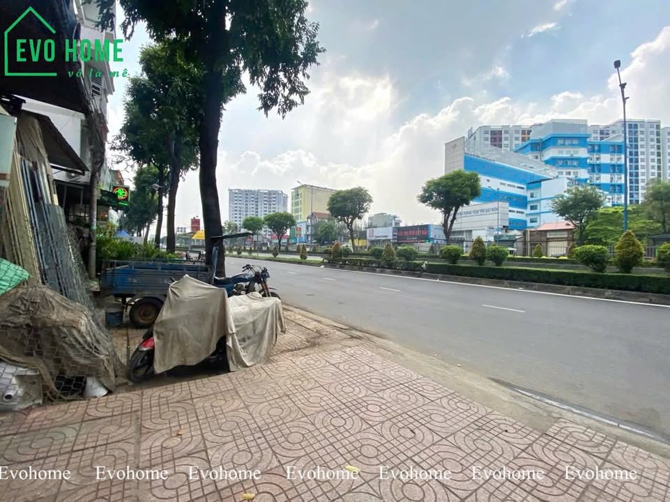 Mặt bằng cho thuê tại 258 Trường Chinh, Q12 - Giá 14 triệu/tháng, thương lượng!