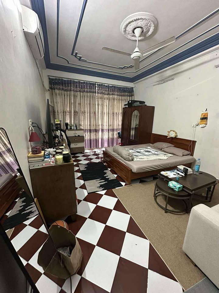 Phòng cho thuê Quận 10 đường Thành Thái giá 3.8 triệu - Nội thất đầy đủ, vào ở ngay!