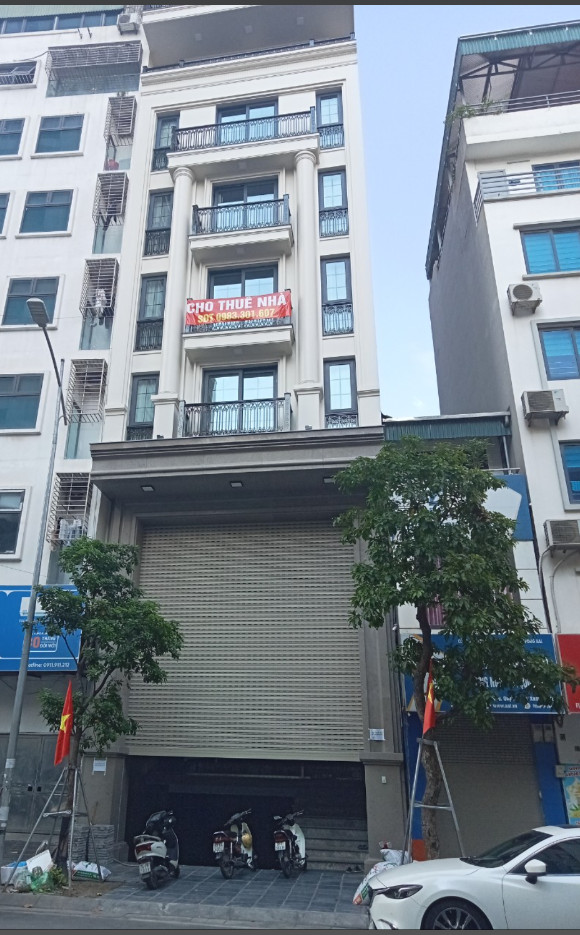 Cho thuê nhà mặt phố Khúc Thừa Dụ, Cầu Giấy 60m² - Mặt tiền 7m, thang máy tiện lợi!