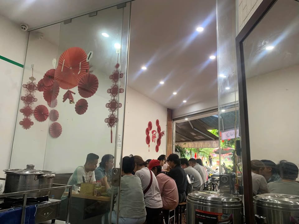 Quán ăn cho thuê mặt Hồ Văn Chương, Đống Đa 50m² - Giá cực hiếm chỉ 9.5 triệu/tháng!