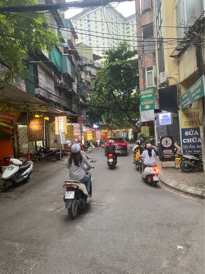 Căn hộ tập thể tầng 1 tại Ngõ 91 Nguyễn Chí Thanh 35m² giá 7.4 tỷ - Kinh doanh sầm uất!