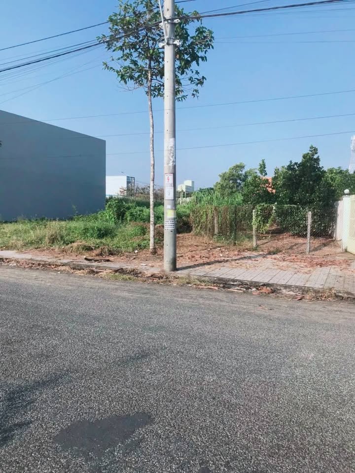 Đất thổ cư đường Thỏ Đế, Bình Đức 128.3m² - Giá chỉ 2.05 tỷ VND, thương lượng chính chủ!