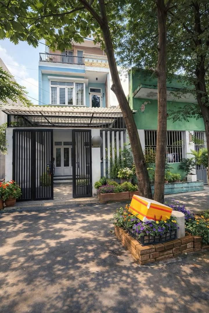 Nhà 3 tầng Nguyễn Huy Tự, 75m² giá thương lượng - Vị trí gần biển lý tưởng!