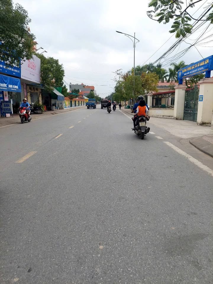 Đất chính chủ Nam Sơn, 87m² giá 4.8 tỷ - Vị trí đắc địa cho kinh doanh!