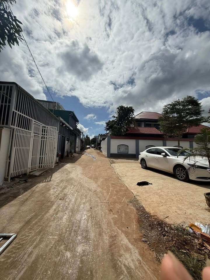 Nhà đẹp mới 100% tại hẻm 442/69 Y Moan, Buôn Ma Thuột 115m² giá chỉ 2.79 tỷ - Hướng Tây lý tưởng!