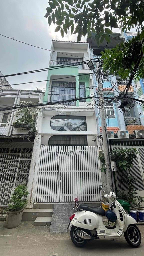 Nhà cho thuê full nội thất đường Lạc Long Quân, Quận 11 - Giá chỉ 16.5 triệu!