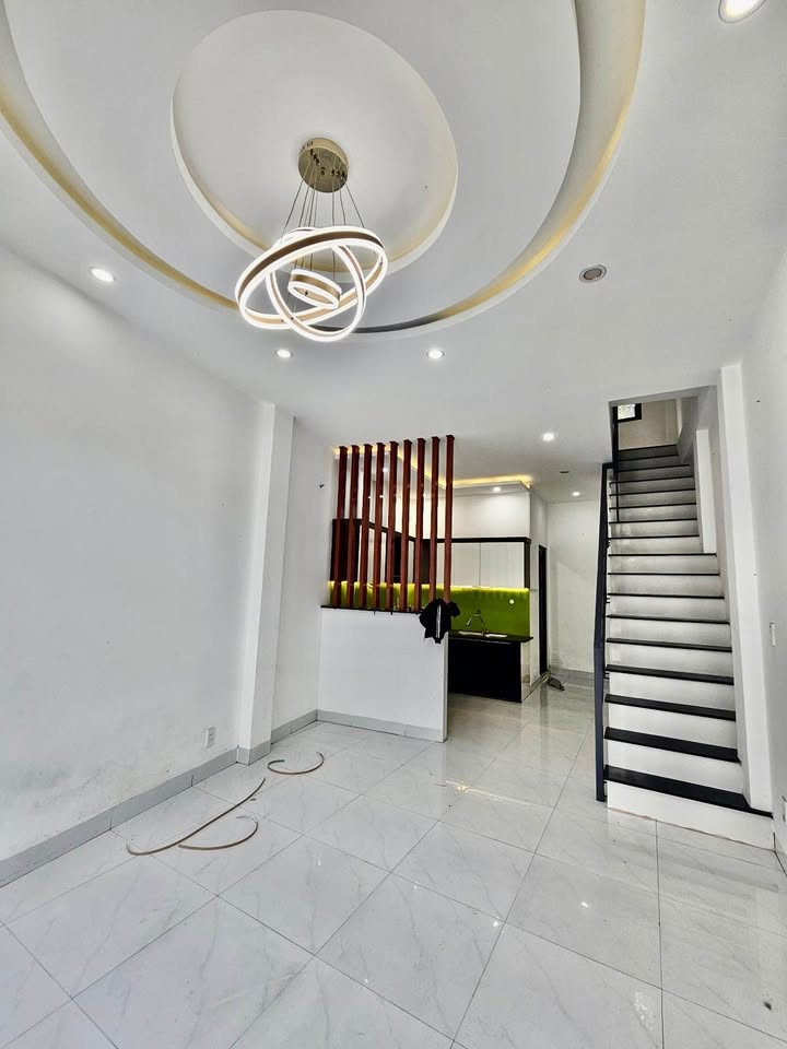 Nhà riêng Thanh Khê 85m² giá 3 tỷ - Thiết kế 3 tầng hiện đại!