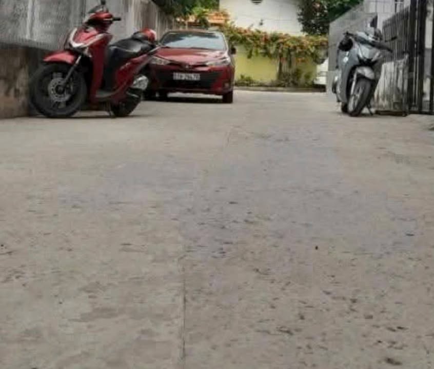 Nhà Linh Xuân Thủ Đức 68m² giá 4.5 tỷ - Ô tô vào tận nhà!